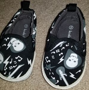 Infant skull shoes